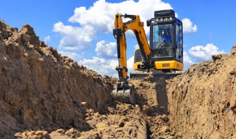 Terrassement de terrain pour construction d'une piscine - Aix-en-Provence - MISTRAL CONSTRUCTION